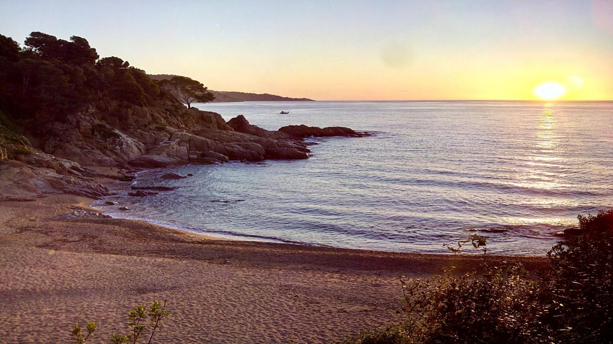 ⭑ Sea Views + Private Beach. What Else? ⭑ Apartament *